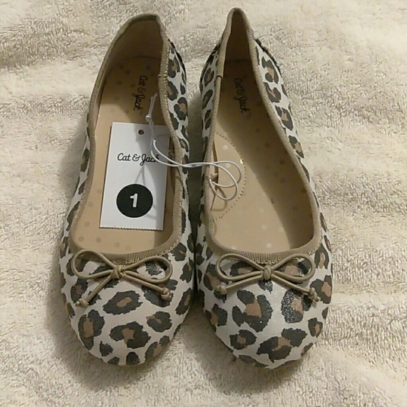 Cat & Jack Other - Cat & Jack Leopard Print Ballet Flats NWT sz 1